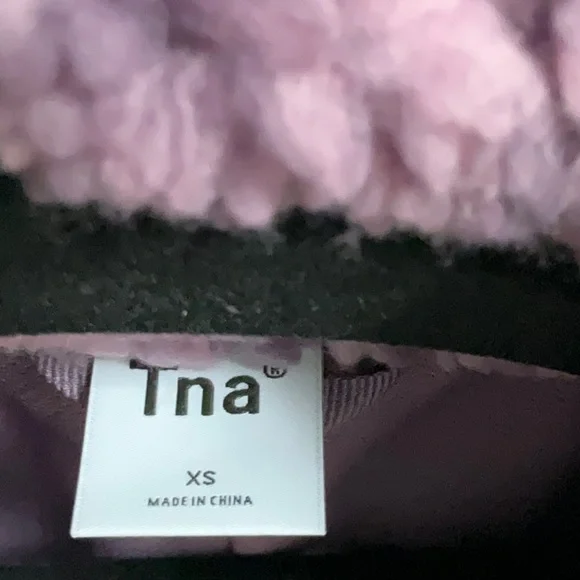 TNA - Picture 2 of 8